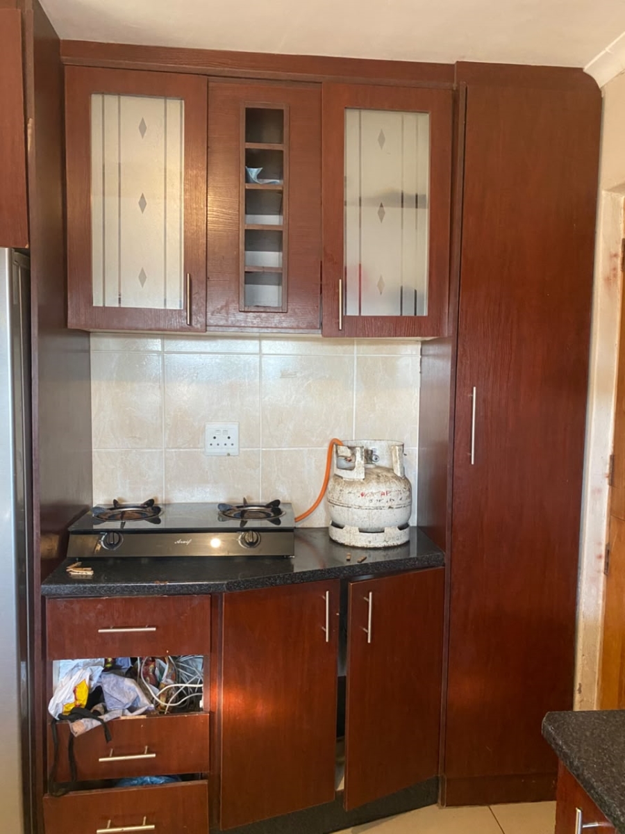 3 Bedroom Property for Sale in Umrhabulo Triangle Western Cape